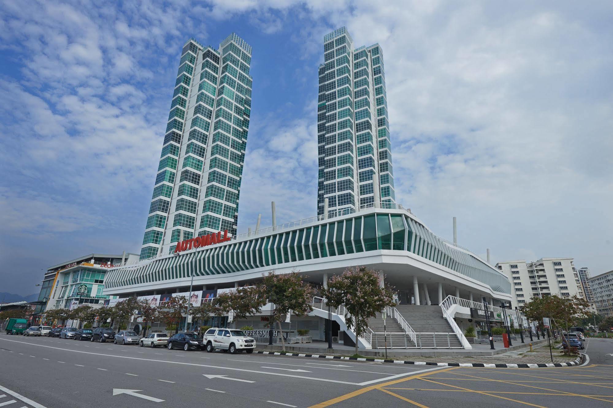 Maritime Luxury Suites George Town Ngoại thất bức ảnh